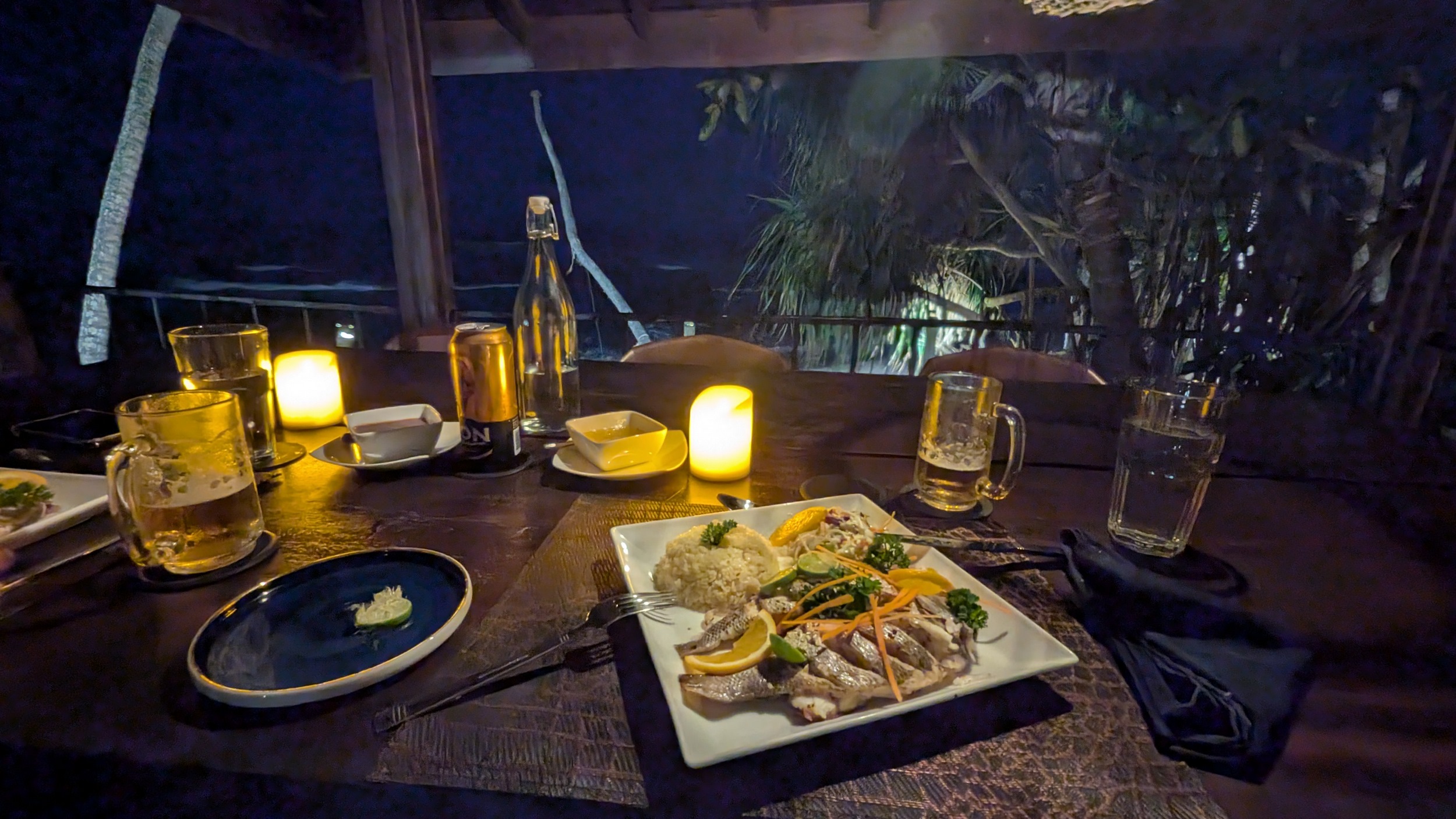 Abendessen mit Meresrauschen