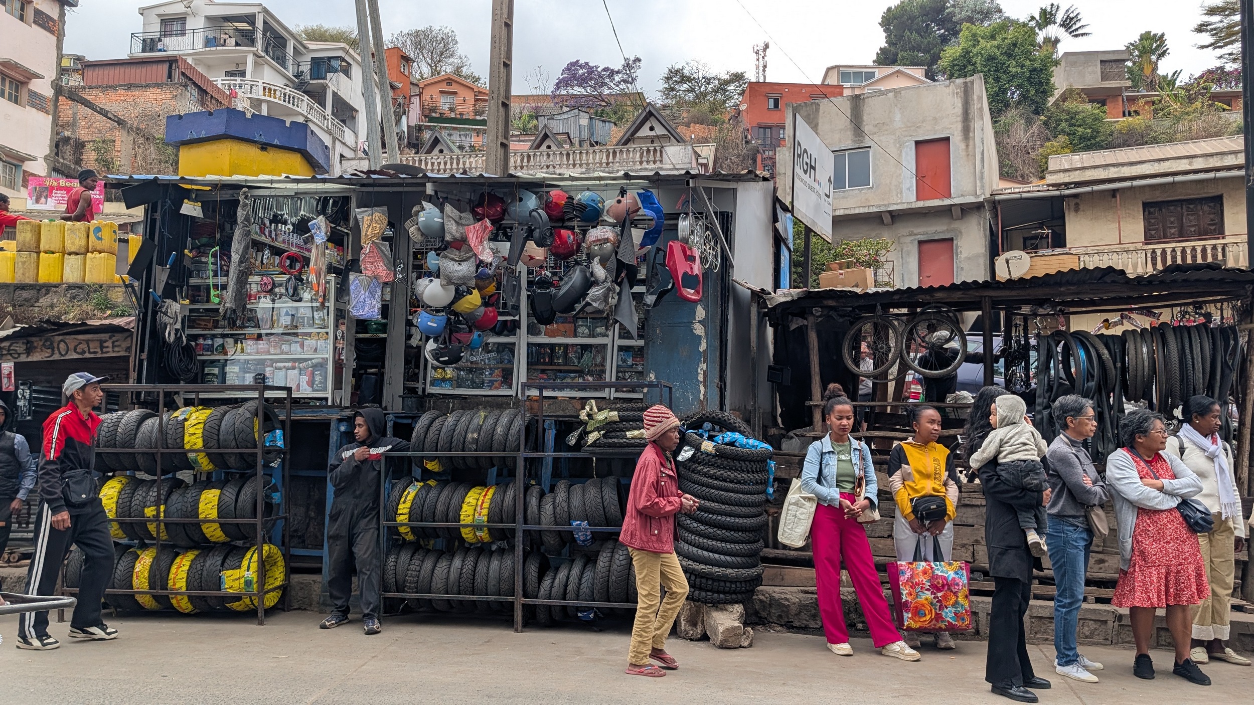 Auf dem Weg heraus aus Antananarivo
