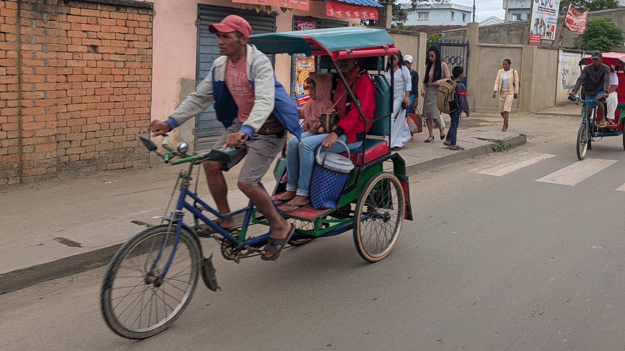 Auf dem Weg nach Antananarivo