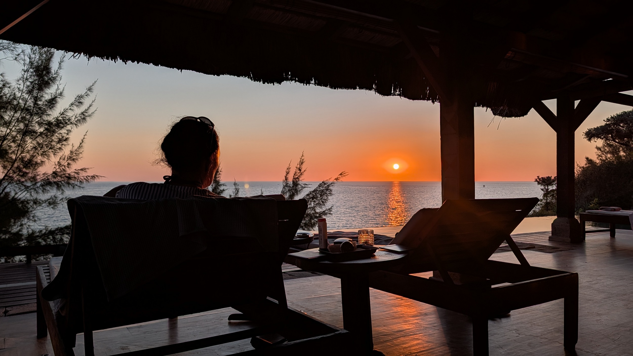 Abendstimmung auf der Hotelterrasse