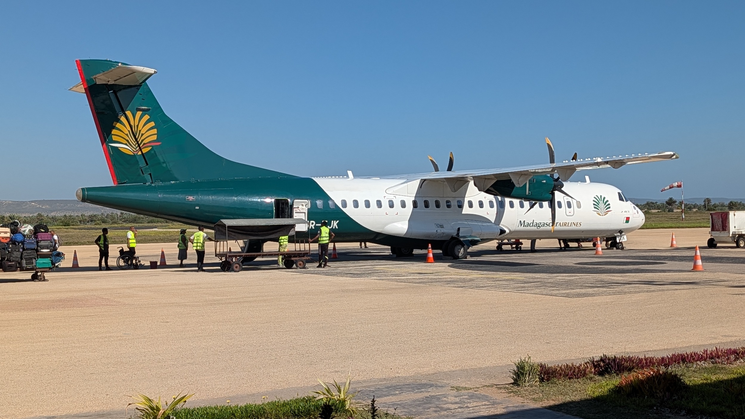 Das Fluggerät am Flughafen Toliara