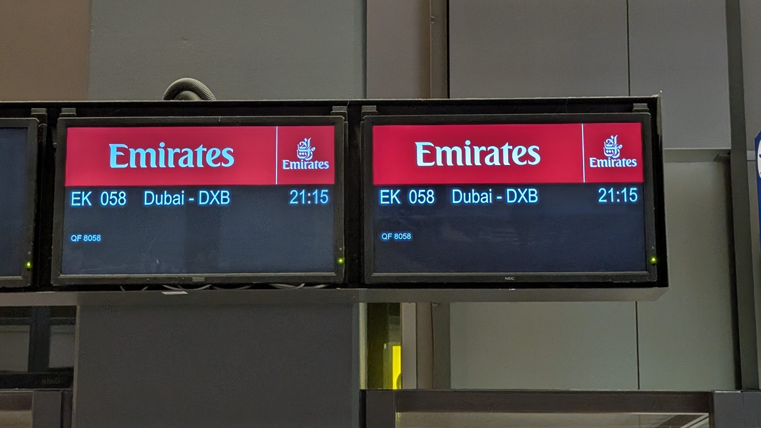 Erster Flug, Dubai