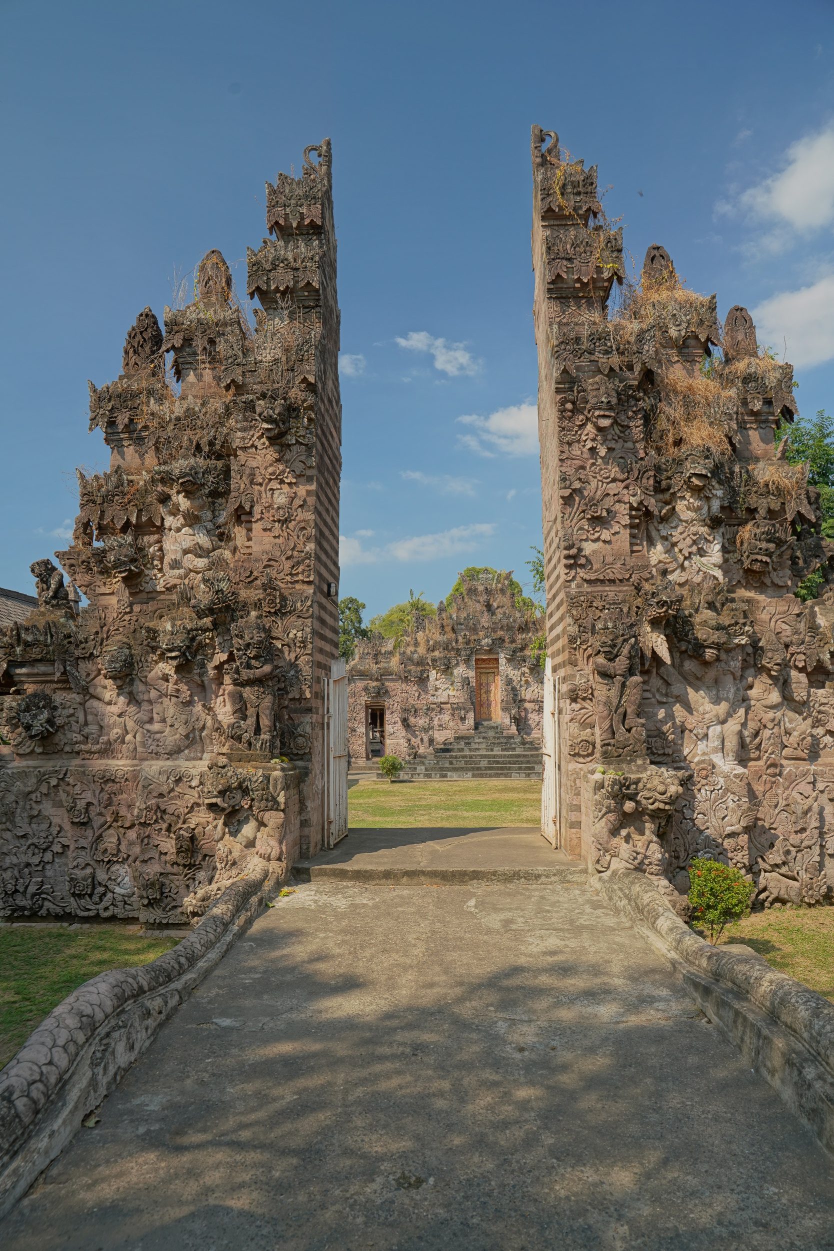 Reisgott-Tempel, erst mal die Himmelspforte